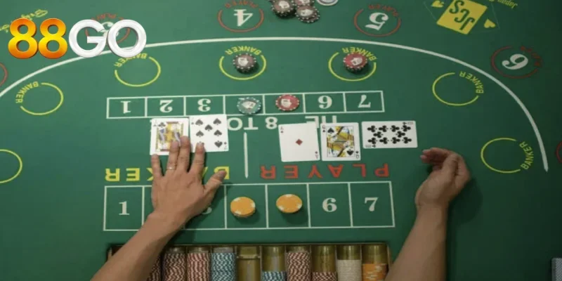 Baccarat 88go - Giải Trí Game Tư Duy Đỉnh Cao Tại Sòng Bạc 4 Lợi thế khi chơi Baccarat tại 88go